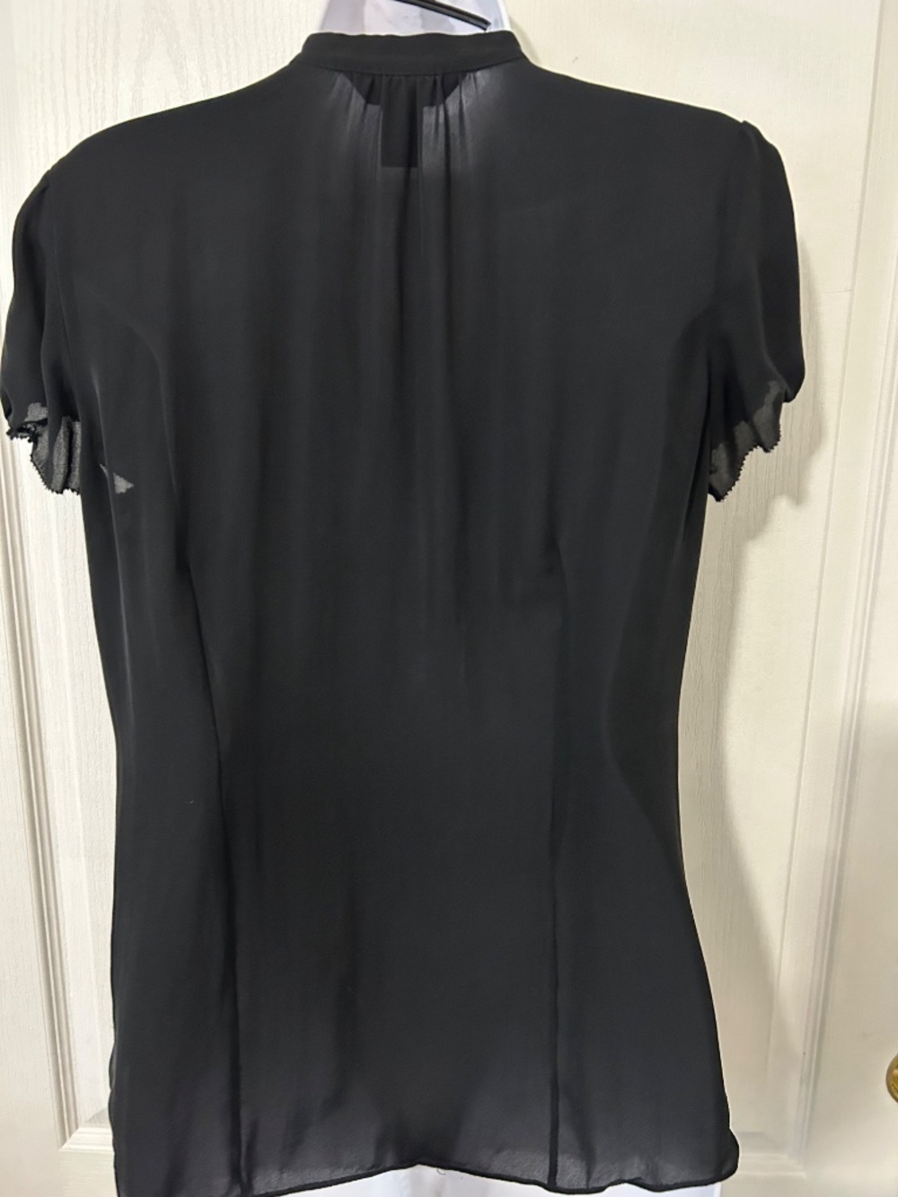 White House Black Market 100% Silk Ruffle V-Neck Blouse Black Size 6 - Picture 5 of 8